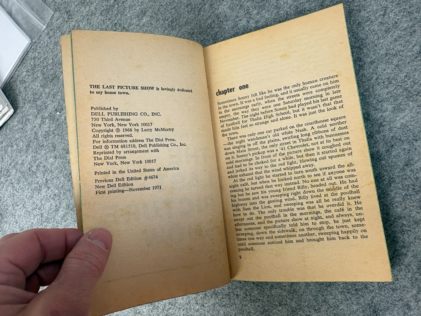 THE LAST PICTURE SHOW by Larry McMurtry, 1971 paperback