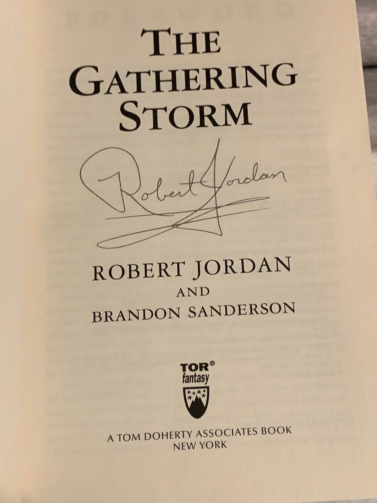 Wheel of Time Ser.: The Gathering Storm : Book Twelve of the Wheel of Time by.