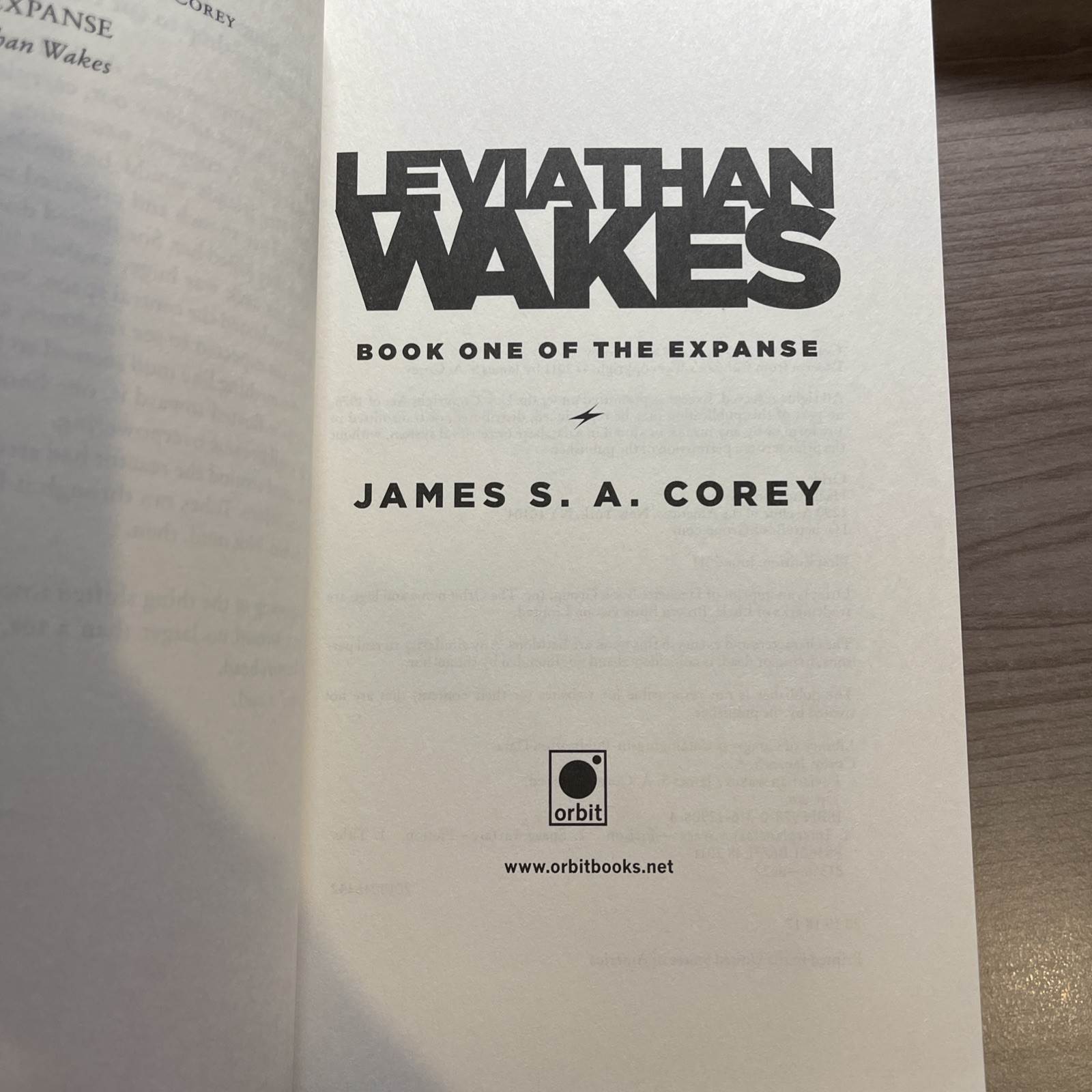 The Expanse Boxed Set: Leviathan Wakes, Caliban’s War and Abaddon’s Gate