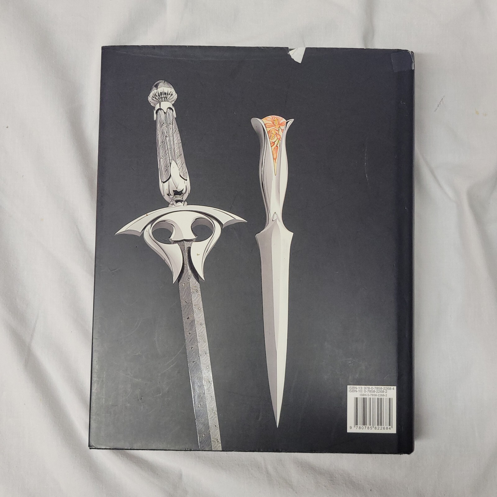 Art and Design in Modern Custom Fixed-Blade Knives Darom knife collector book