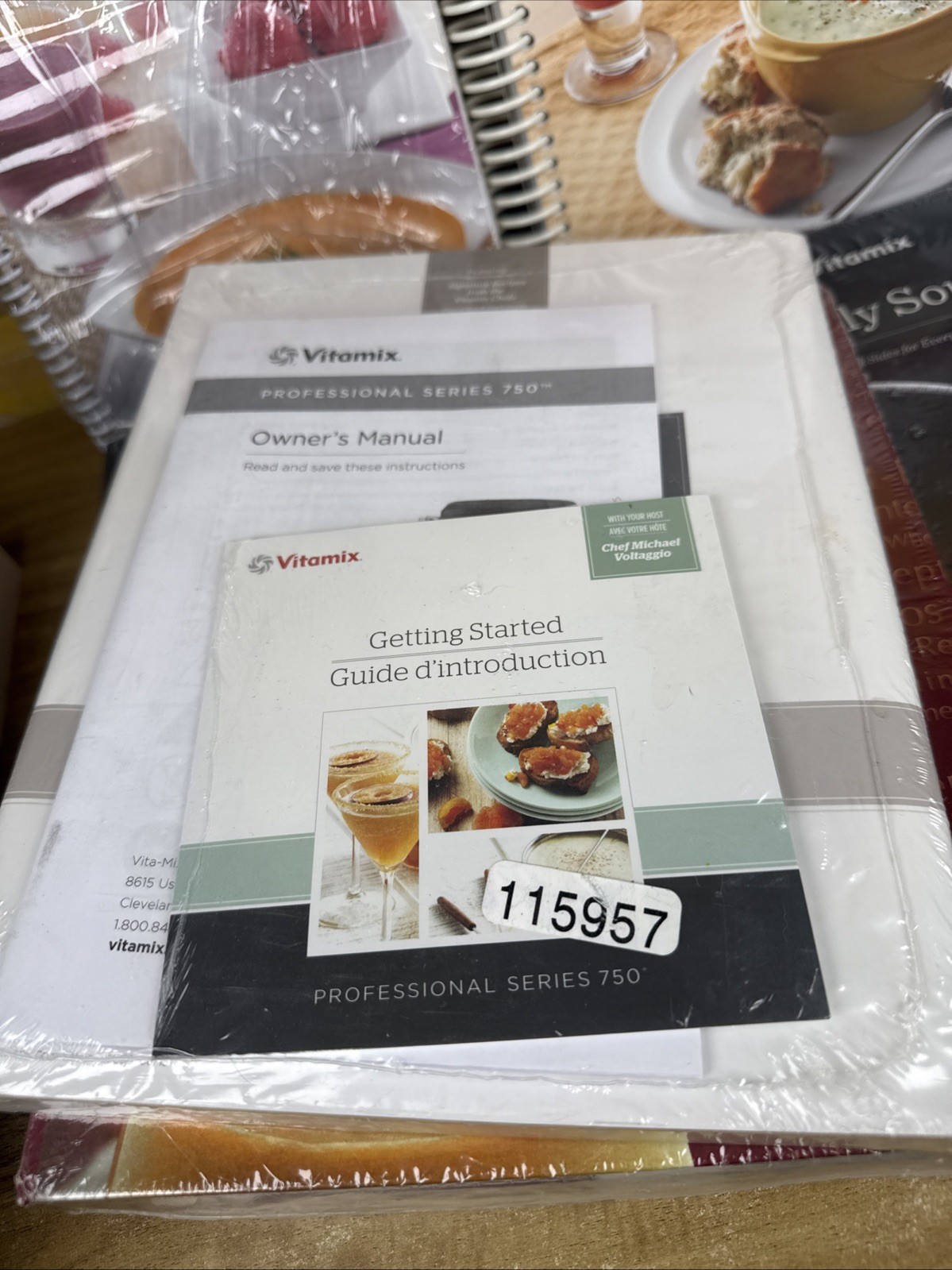 Lot Of 8 Vitamix Cookbooks Savor Entertaining Soups Blending Smoothies 6 Sealed
