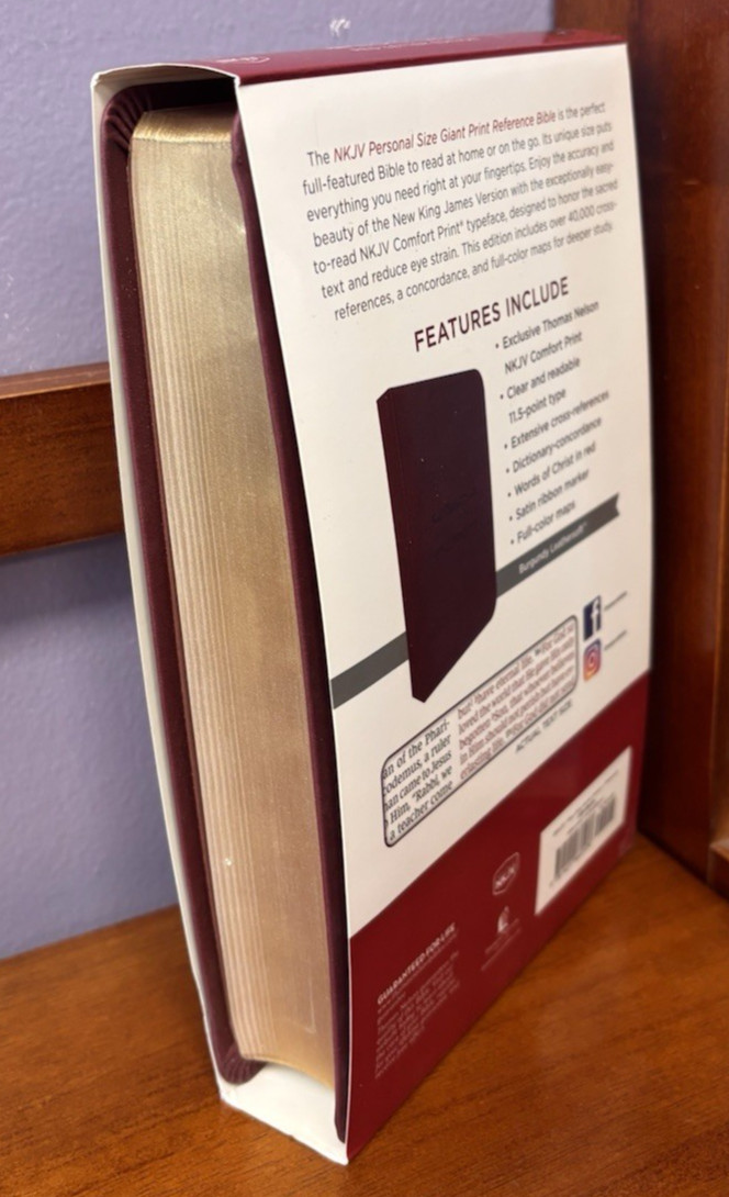 NKJV Giant Print Reference Bible BRAND NEW Burgundy Leathersoft