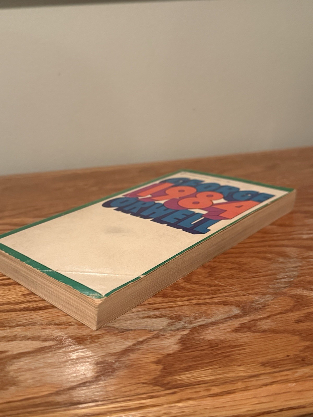 NINETEEN EIGHTY FOUR Paperback Book GEORGE ORWELL 1961 Printing