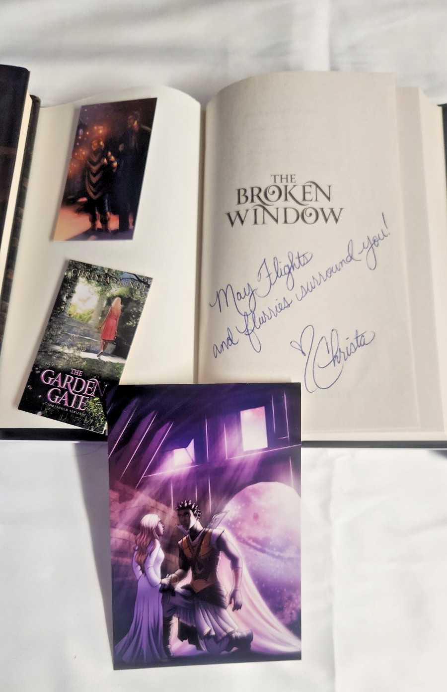 Christa Kinde Threshold series lot of 3 signed plus extras