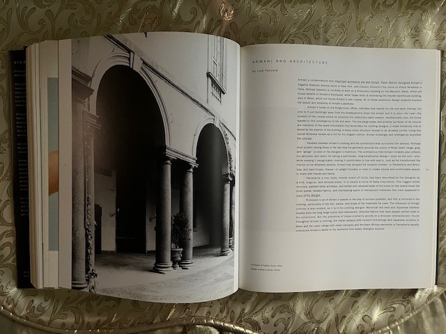 Giorgio Armani Guggenheim Museum exhibition catalog 10.5×12″ book hardcover New
