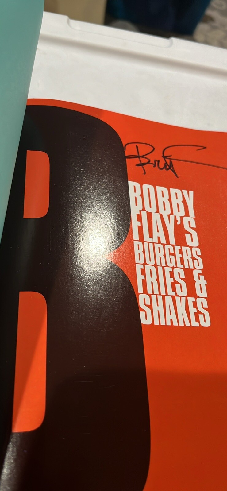 Bobby Flay Hand Signed Cookbook “ Burgers, Fries & Shakes”, 154 Pages, HC
