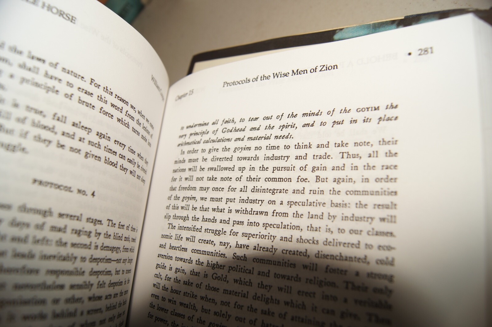 Behold a Pale Horse William Cooper 1991 UNREVISED 500p Protocols of Zion CFR UFO