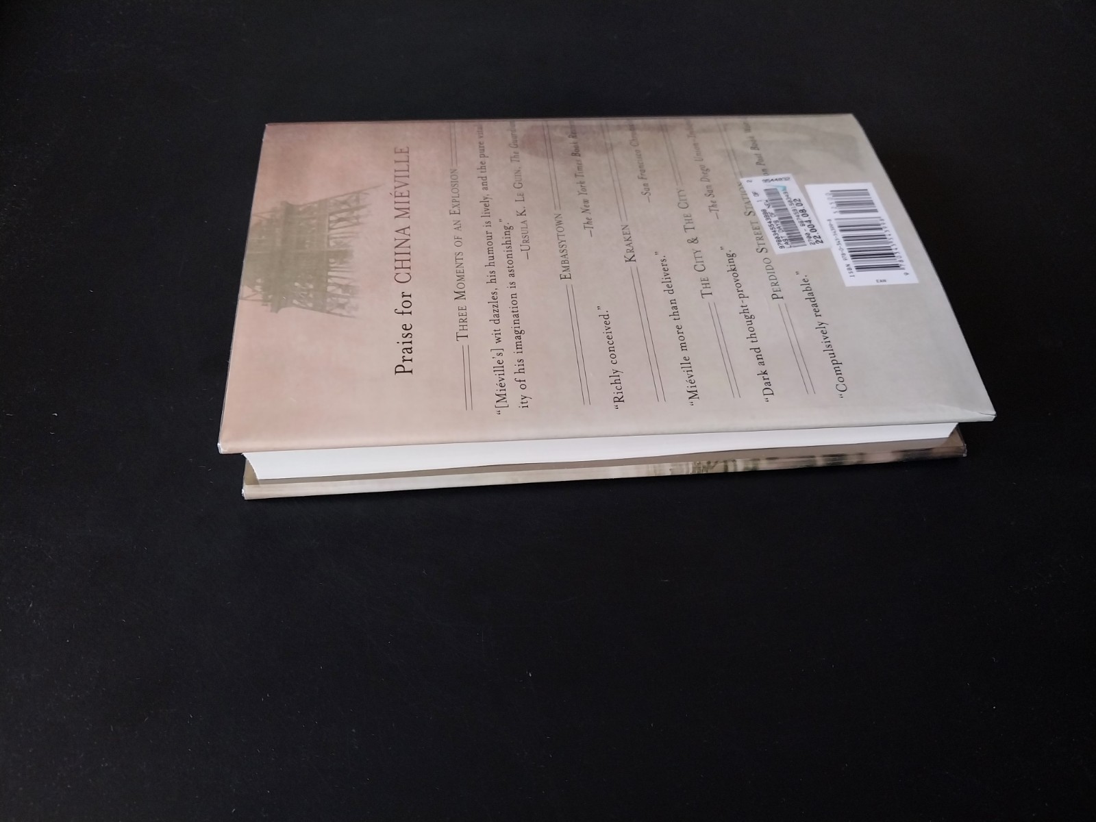 China Miéville – The Last Days of New Paris – First Edition First Printing 2016