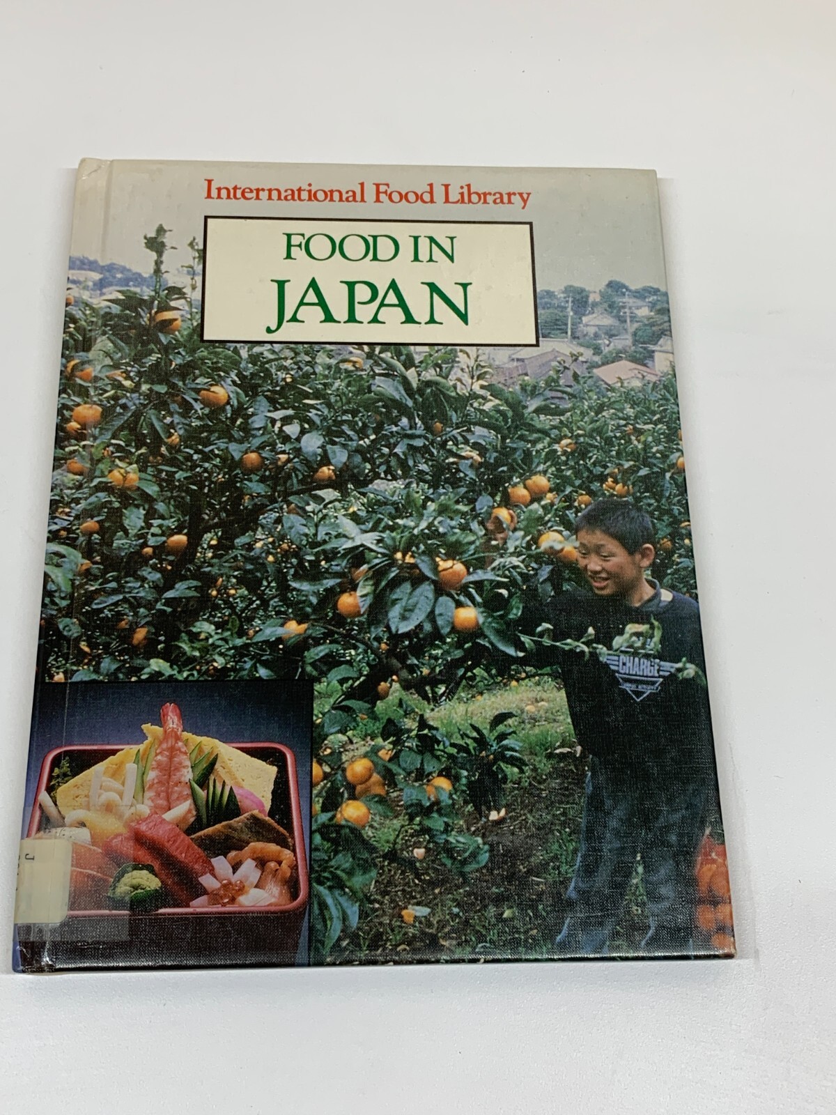 Food in Japan by Jiro Takeshita 1989 Hardcover