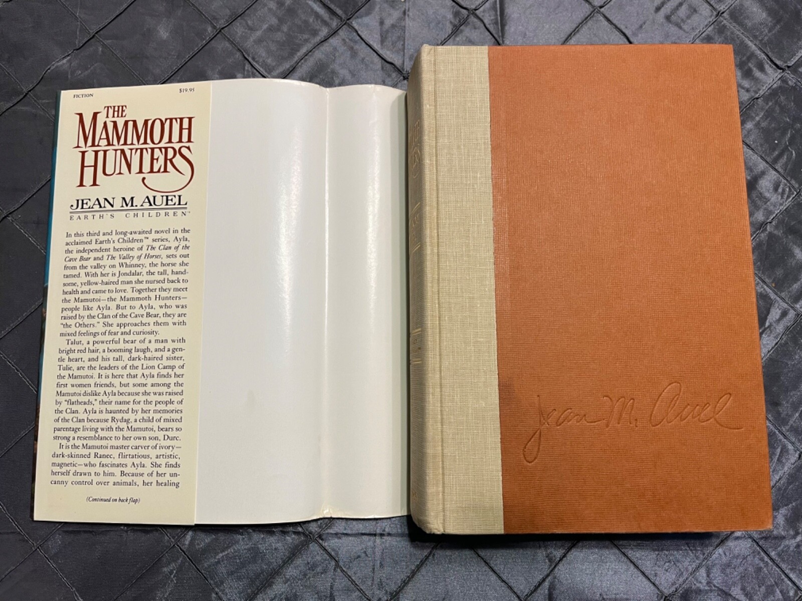 Earth’s Children Ser.: The Mammoth Hunters by Jean M. Auel (HC 1985)