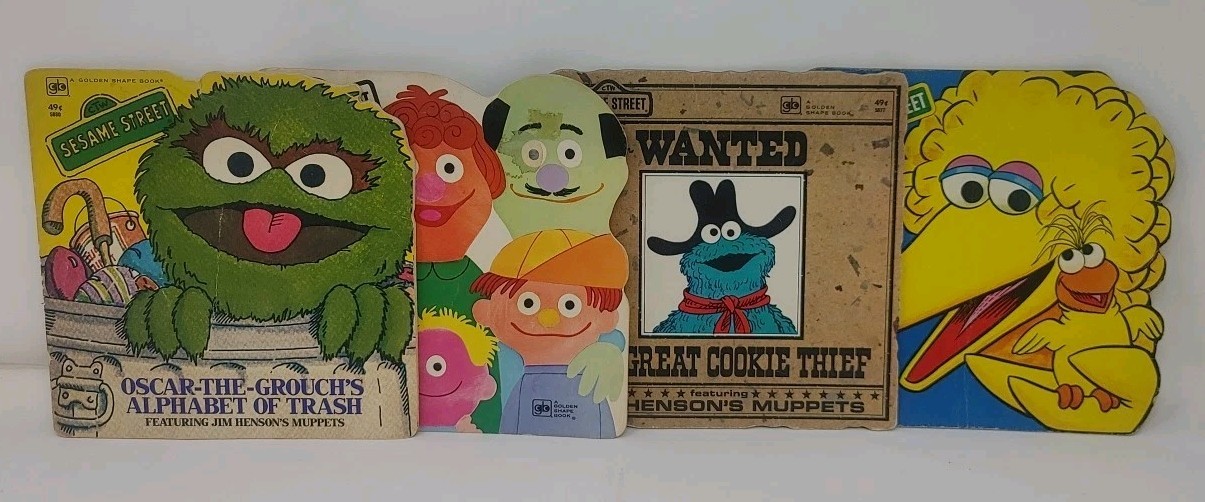 Lot 4 VTG Sesame Street Children’s Kids Little Golden Super Shape Picture Books