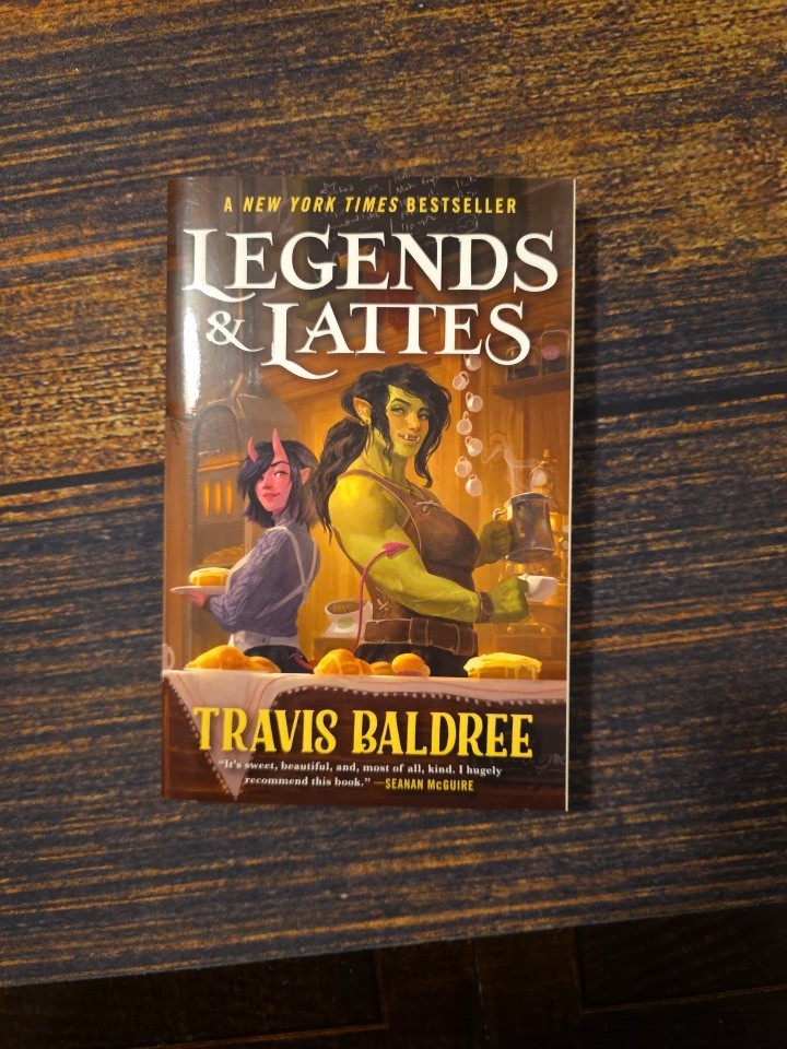 Legends and Lattes – Travis Baldree | Trade Paperback – 2022