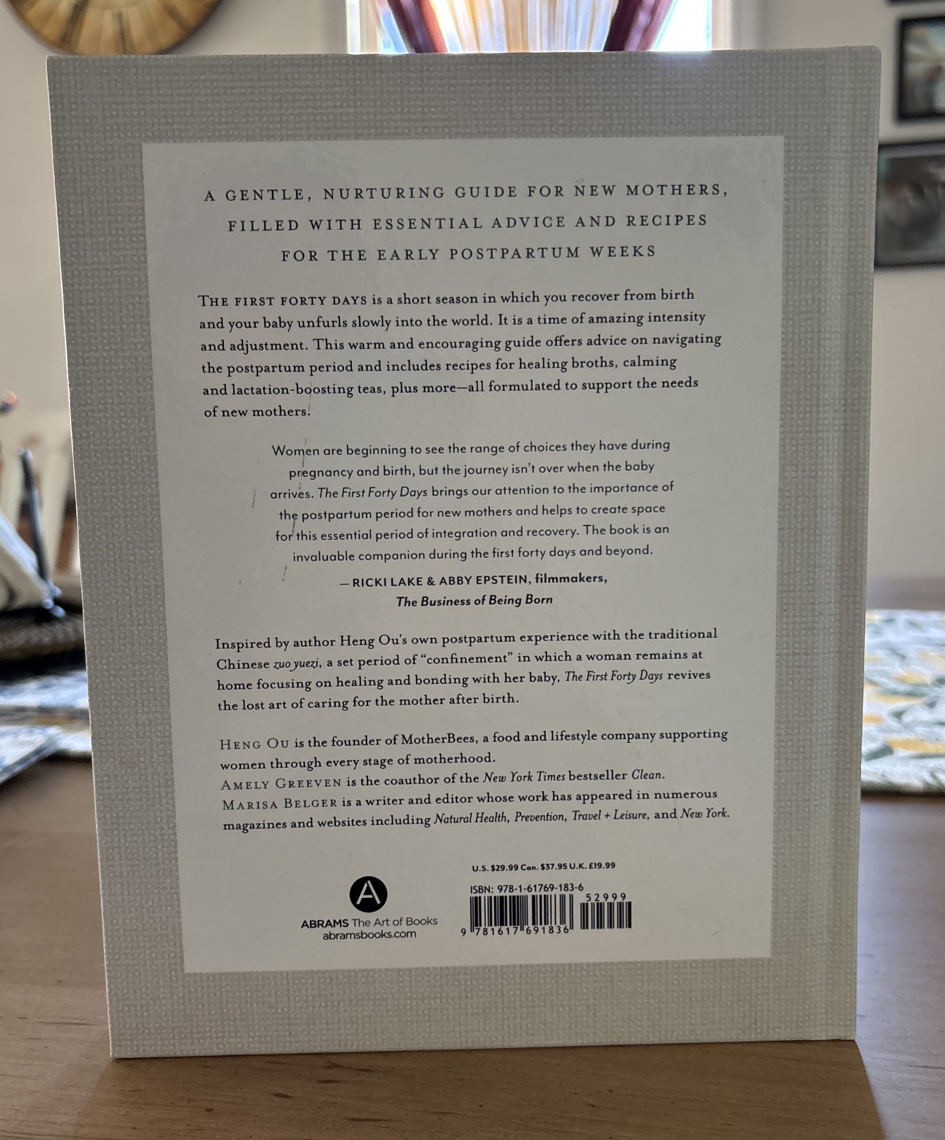 The First Forty Days: The Essential Art of Nourishing the New Mother, Ou, Heng,G