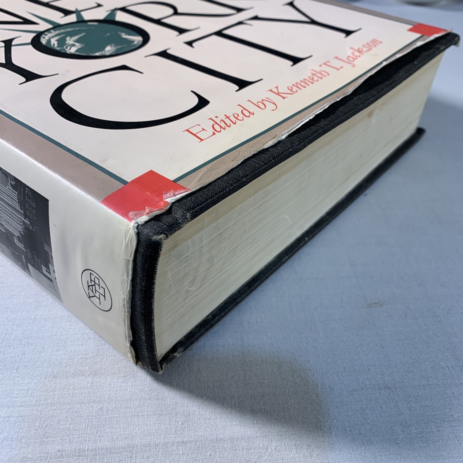 The Encyclopedia of New York City by Kenneth T. Jackson 1995 Hardcover