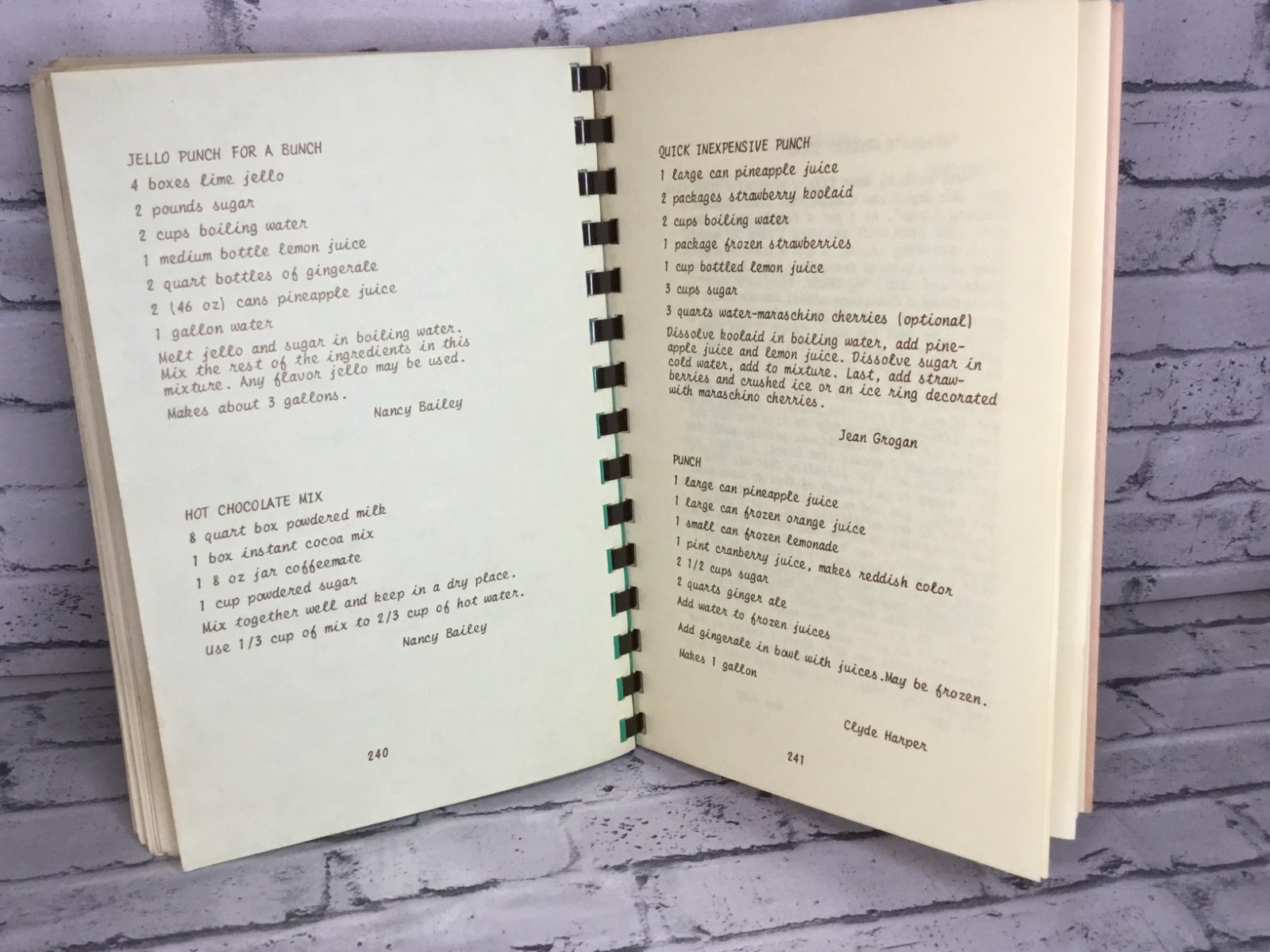 VTG 1984 Trinity’s Country Cooking Talladega AL. used 241 pages