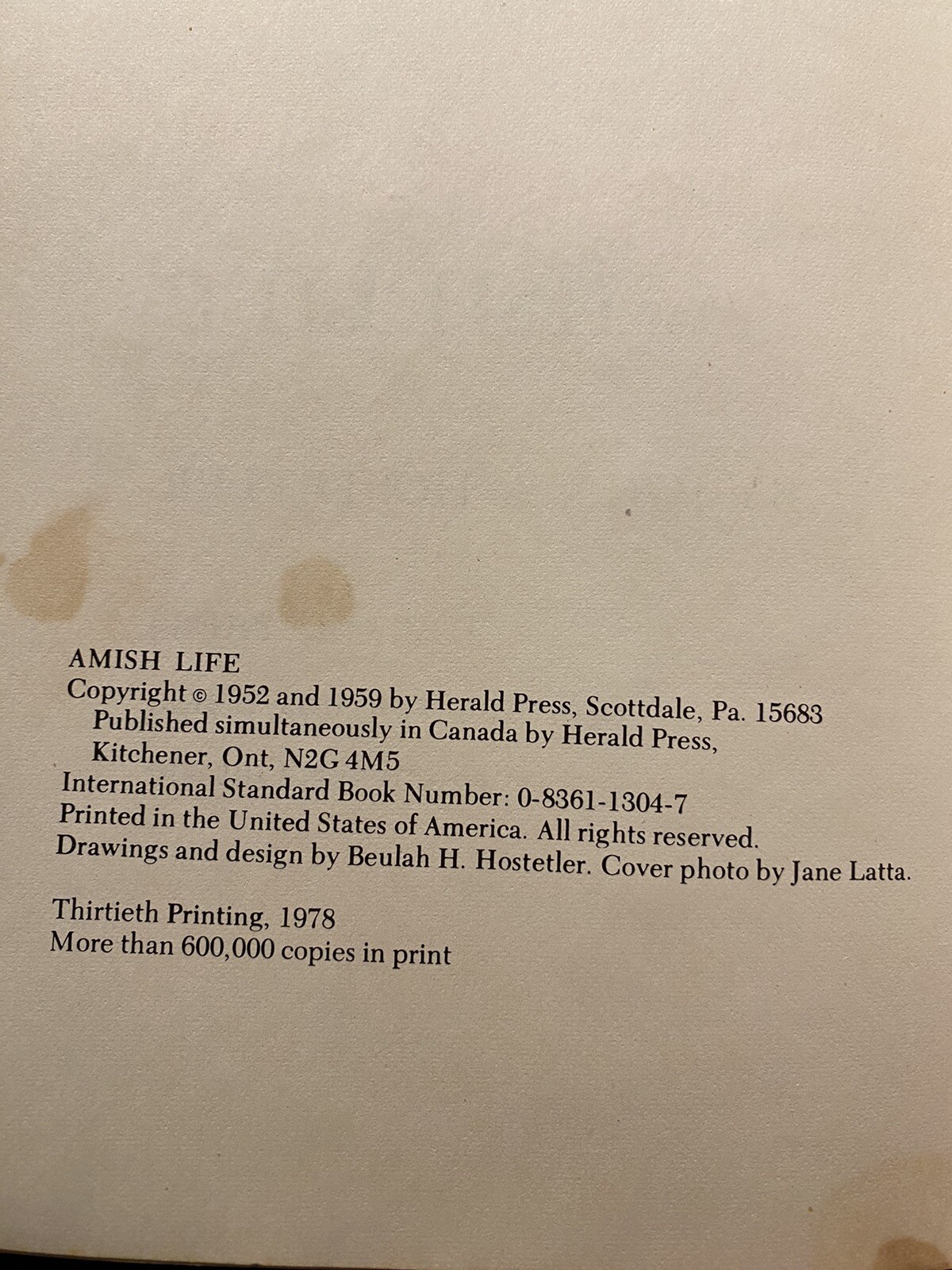 Amish Life by John A Hostetler Paperback Book, 39 Pages Vintage 1978