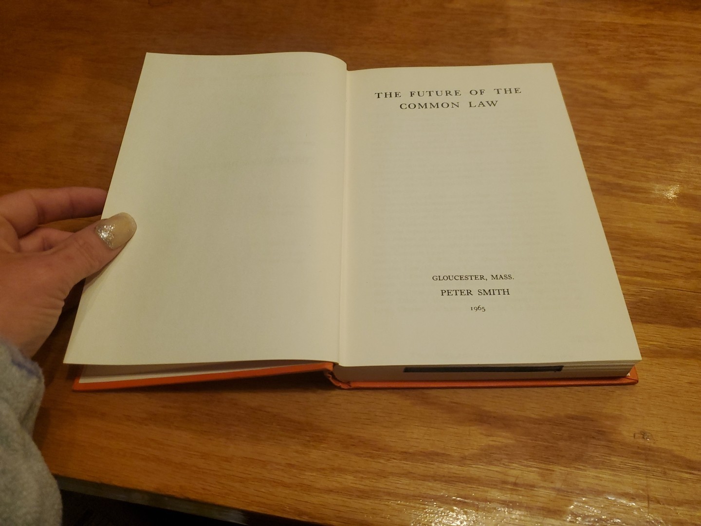 Harvard Tercentenary Public.: The Future of the Common Law by Pound 1965 HC