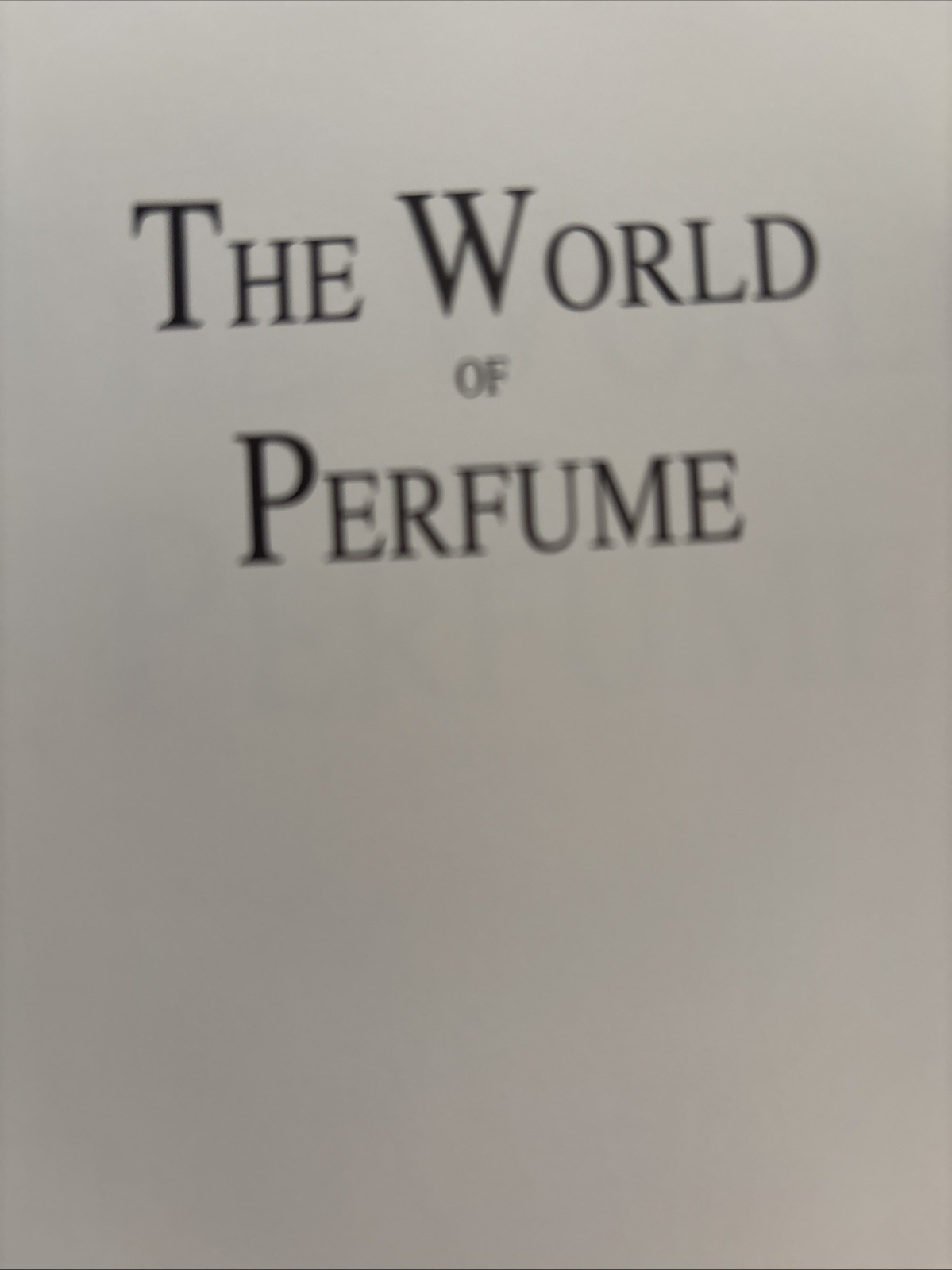 The World of Perfume by Pavia, Fabienne Hardback Book The Fast Free Shipping
