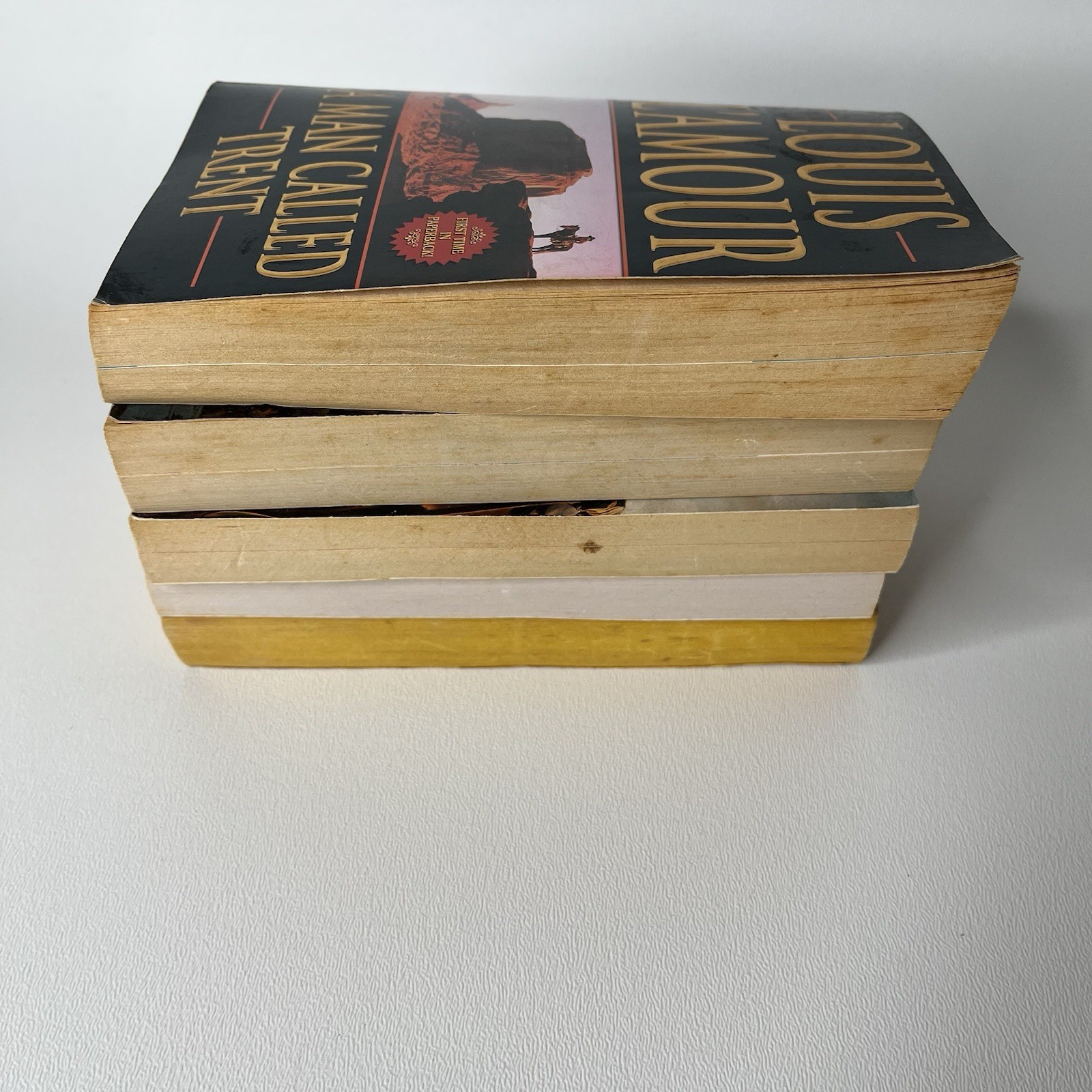 Lot of 5 Paperback Louis L’Amour Books Western Adventure American Frontier