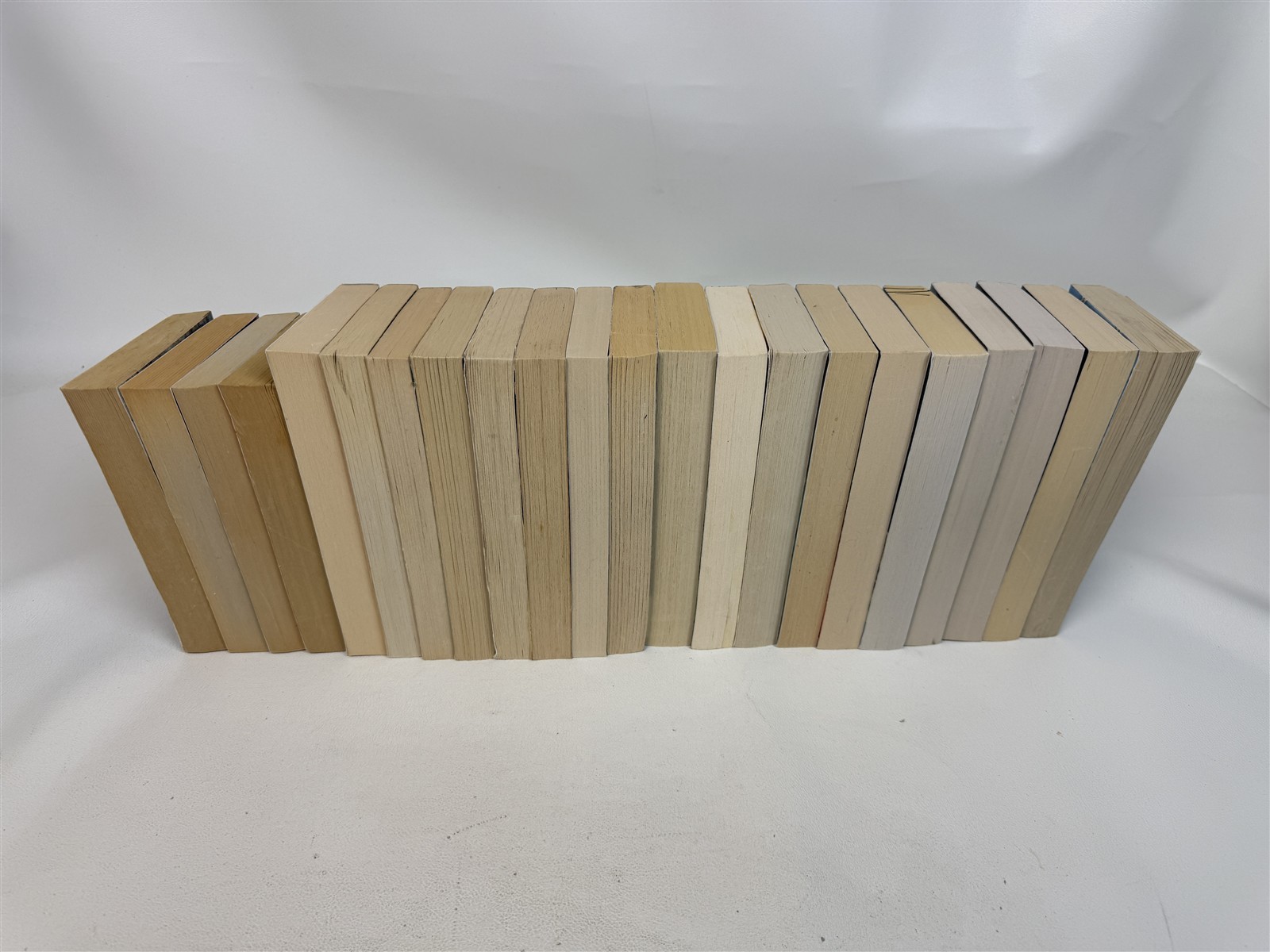 Robert B Parker Lot 49 ALL SPENSER Novels Godwulf Manuscript to Bye Bye Baby