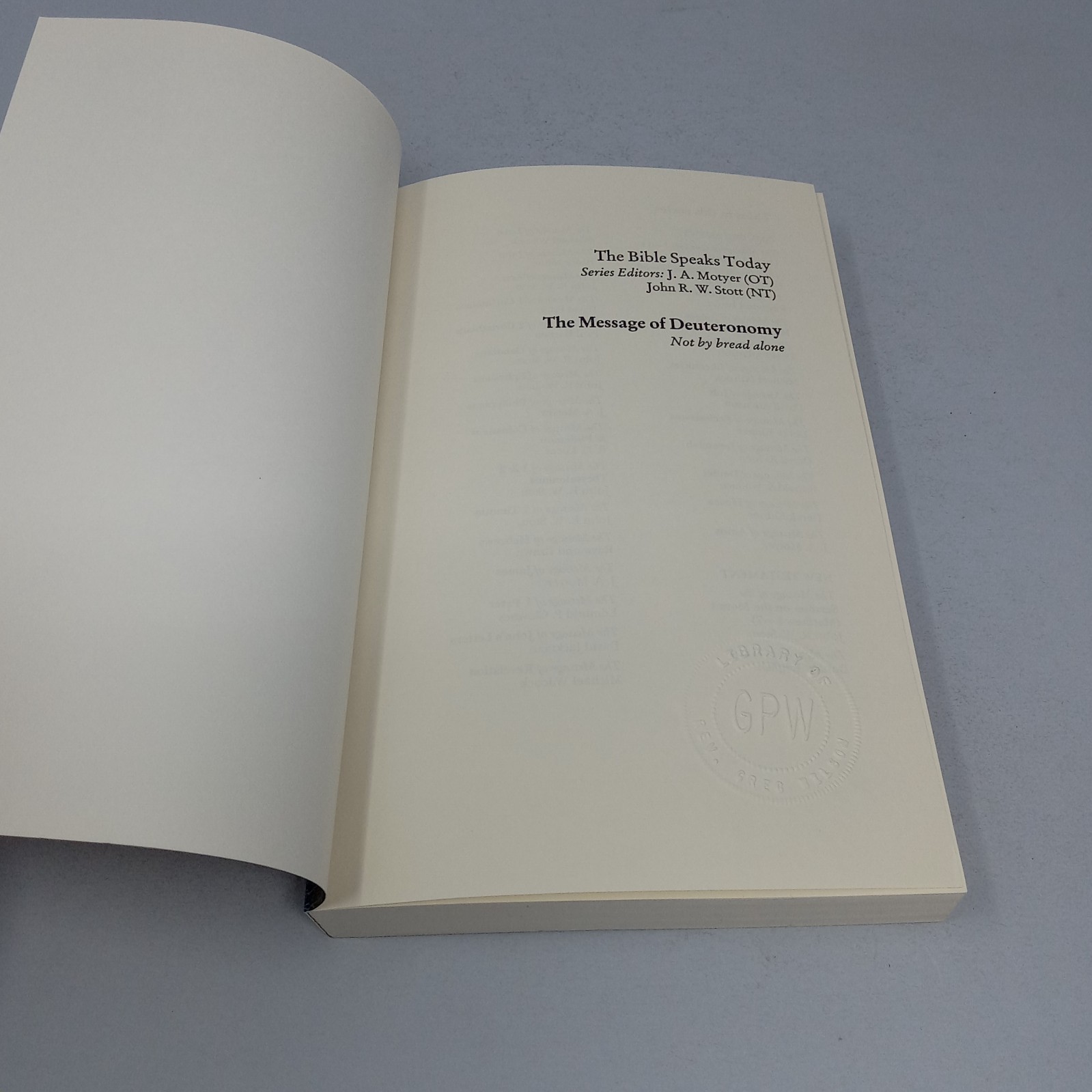 The Message of Deuteronomy 1993 InterVarsity Press Paperback by Raymond E. Brown