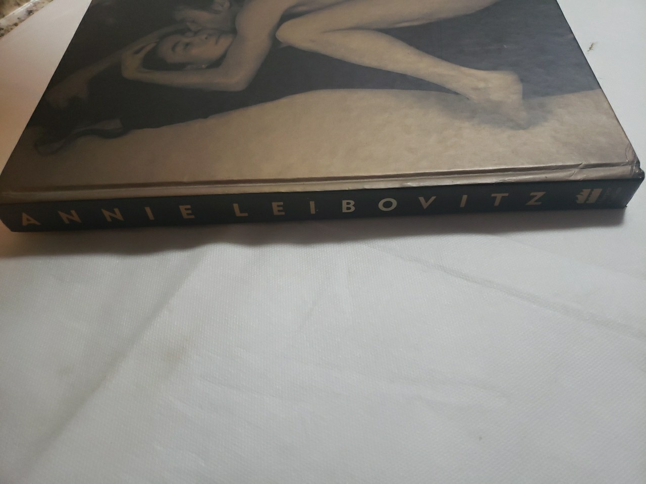 Photographs: Annie Leibovitz 1970-1990, HC 1st edition Very Good, 1991