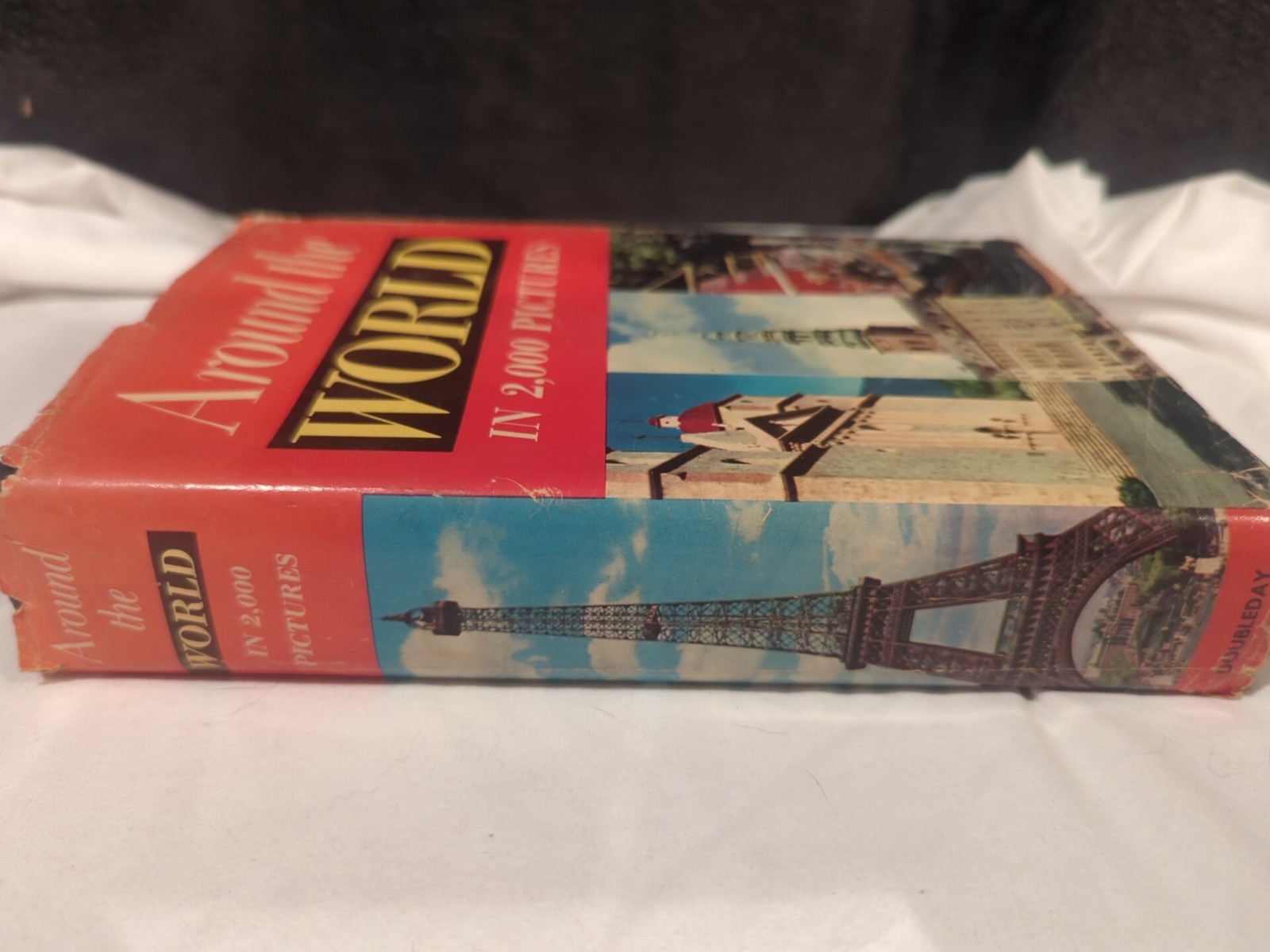 Around The World In 2000 Pictures 1959 Doubleday Hardcover 768 Pages