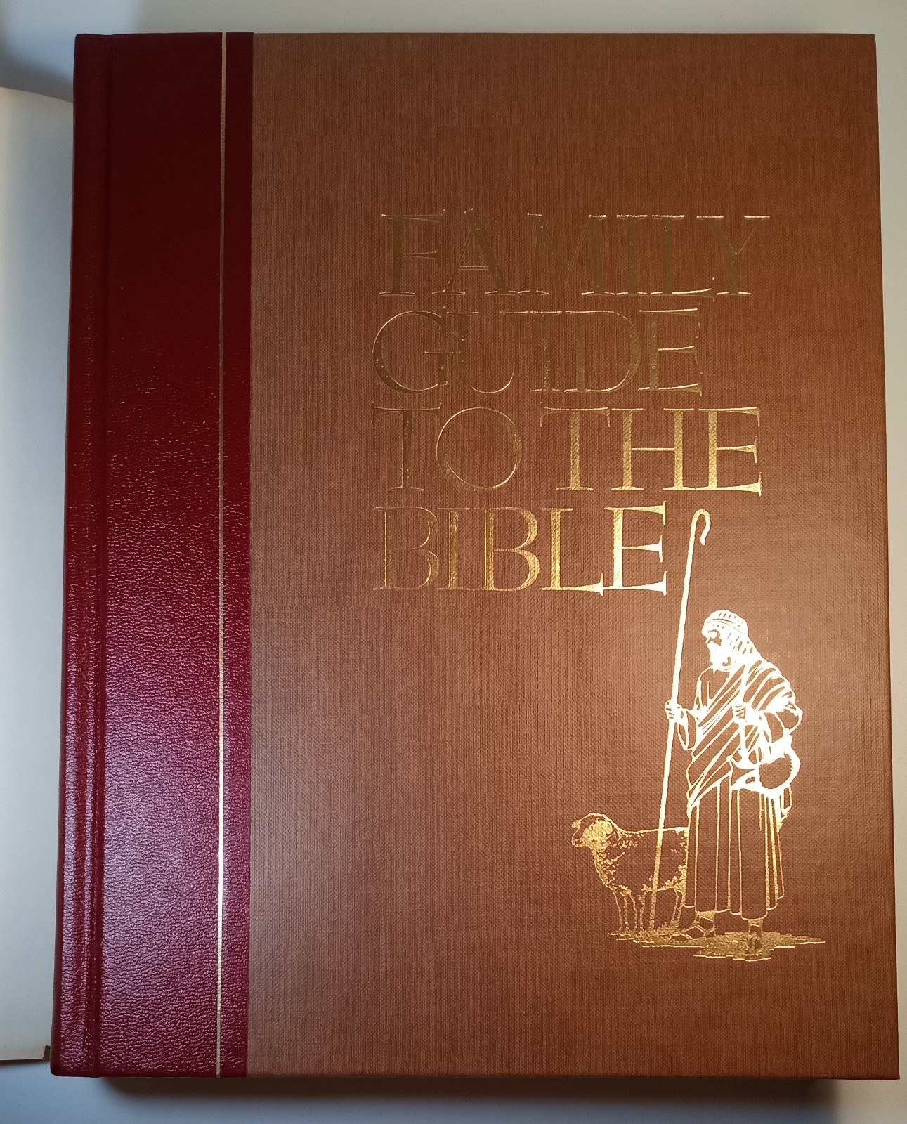 Readers Digest Family Guide To The Bible 832 Pages