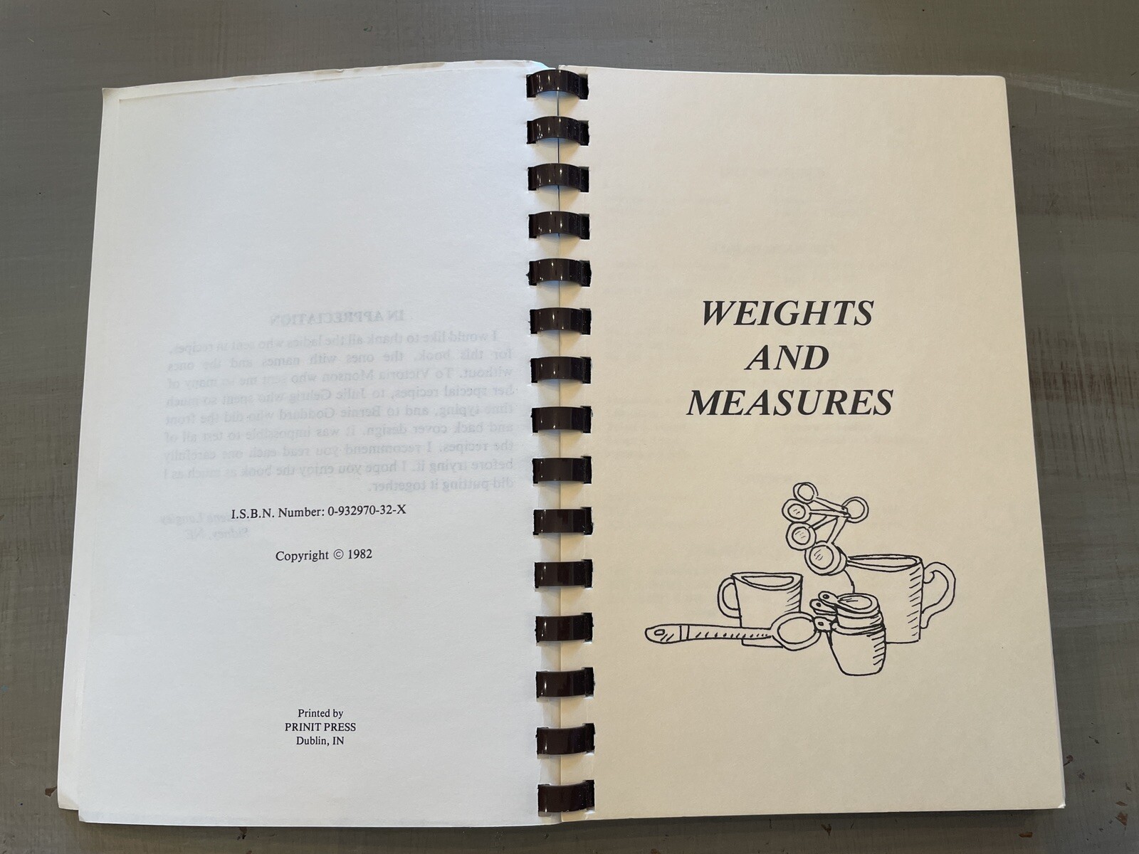 Vintage Cookbook 80s 1982 USA Midwest Nebraska 220+ Pages Fundraiser Spiral