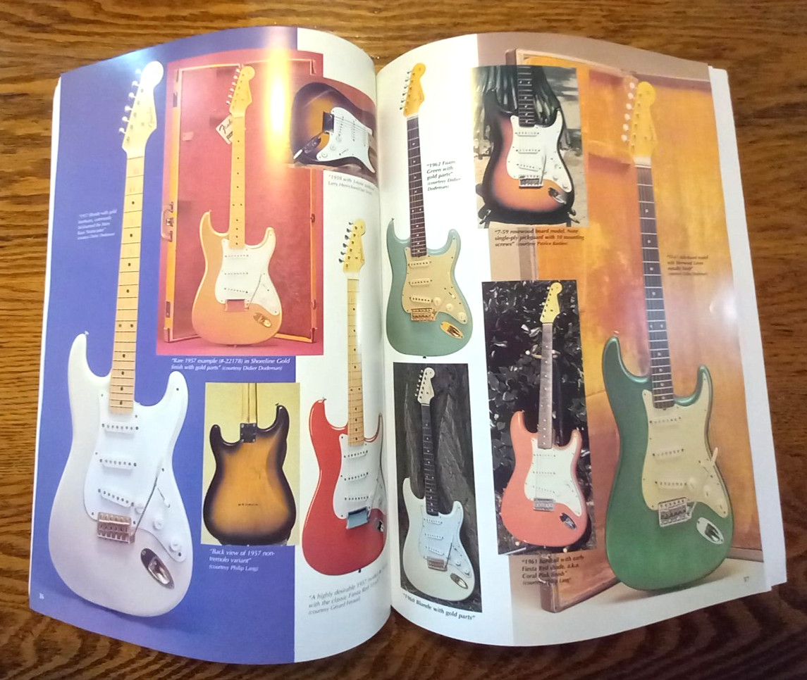 The Fender Stratocaster: Foreword by Eric Clapton 1994 72 Pages