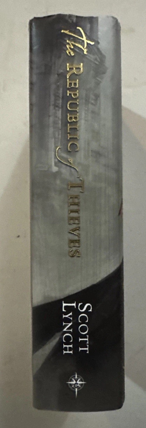 The Republic of Thieves, SIGNED AND NUMBERED, Scott Lynch, Broken Binding