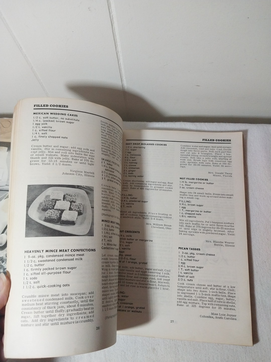 COOKIE COOKBOOK Over 500 Recipes VINTAGE 1965 Paperback 124 Pages