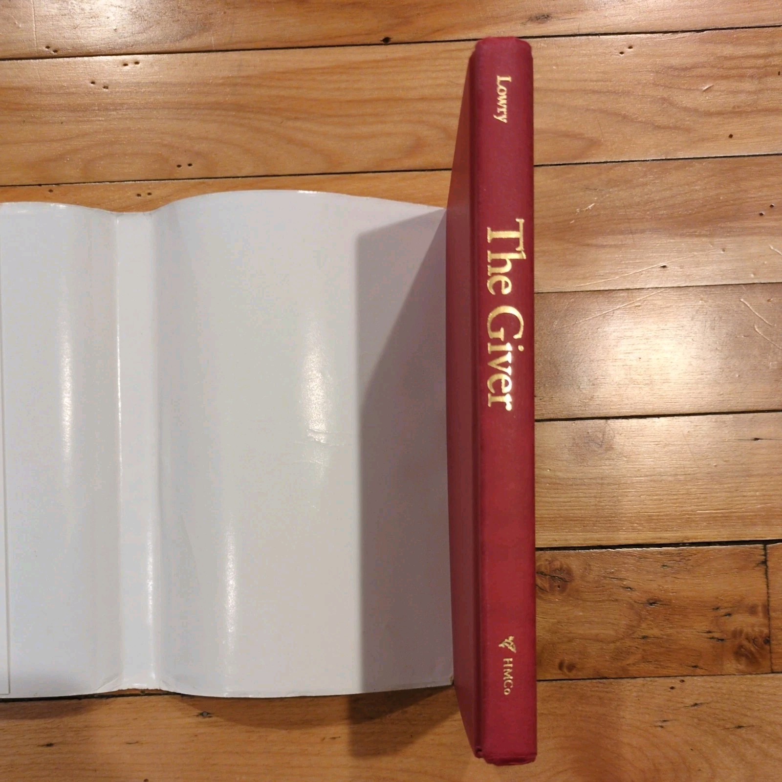 SIGNED The Giver by Lois Lowry Signed and Dated~ Hardcover/Dj 19th printing