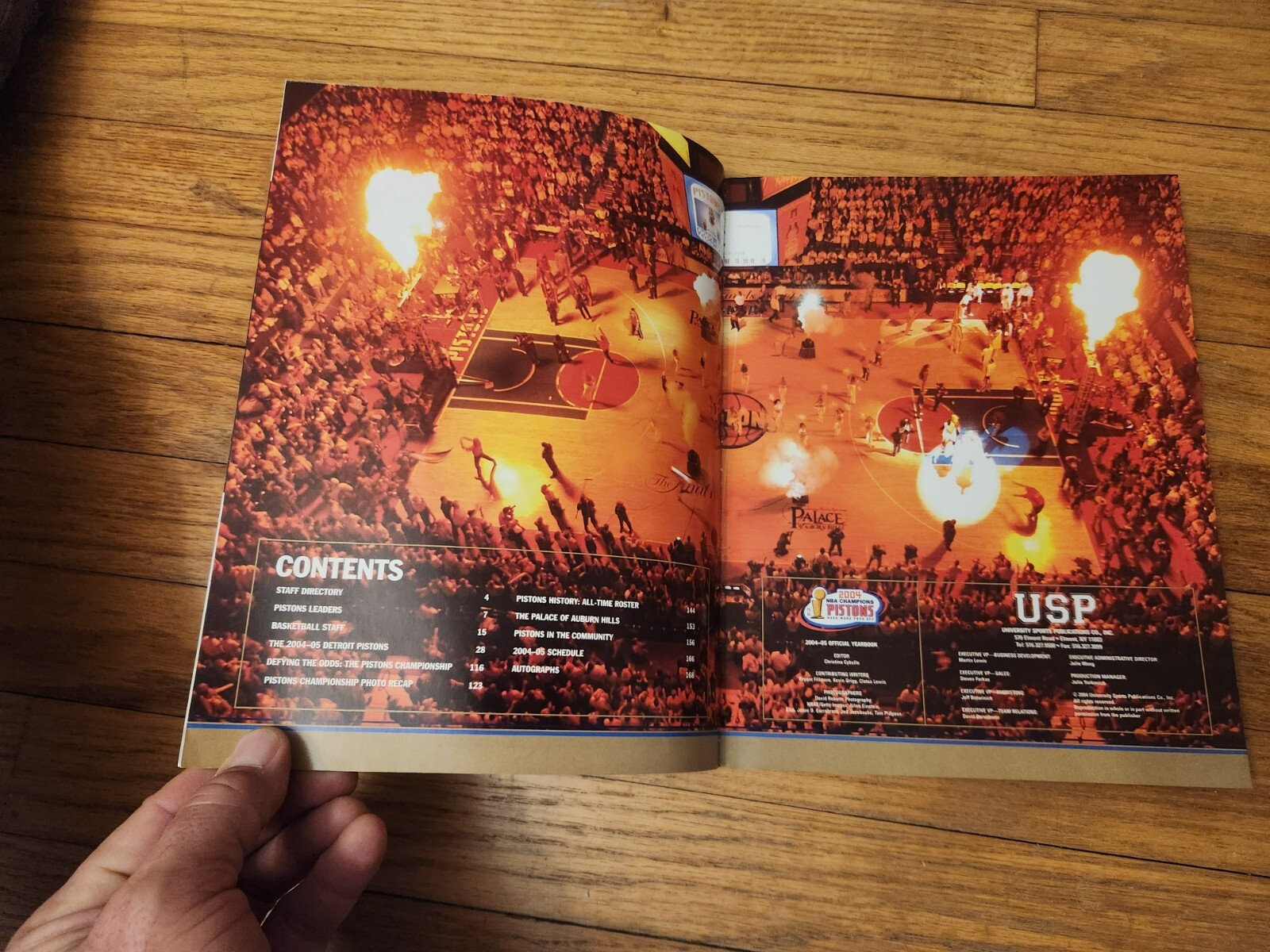 Detroit Pistons 2004 NBA Champions Yearbook Bad Boys Chauncey Big Ben 168 Pages