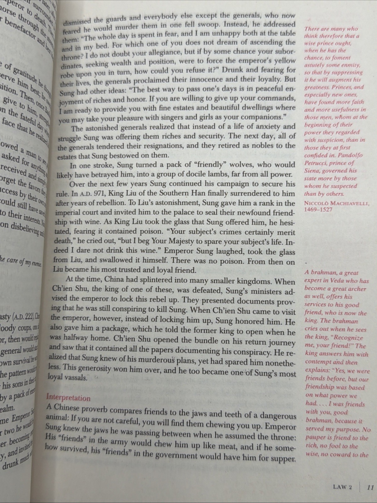 The 48 Laws of Power (The Robert Greene Collection) – Paperback – GOOD CUSTOM