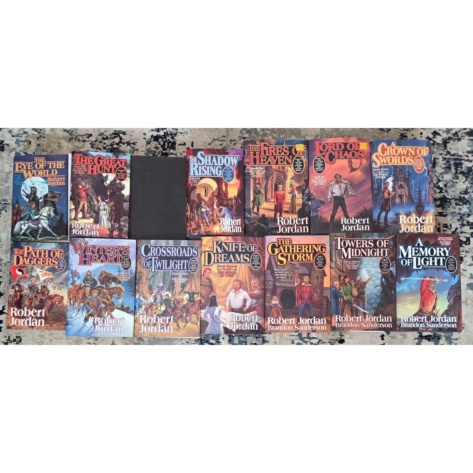THE ULTIMATE COLLECTOR SET: Complete 14-Book Wheel of Time Hardcover Collection