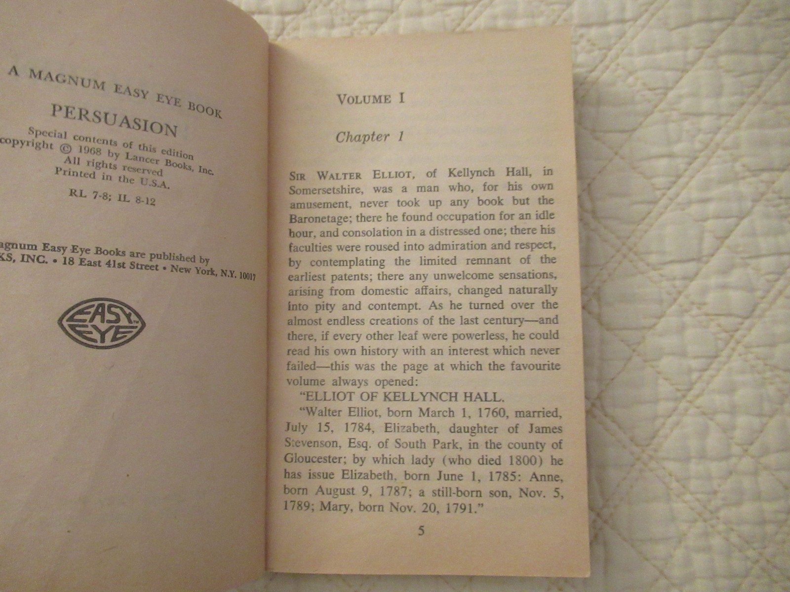 Persuasion by Jane Austen (Paperback) (Magnum Easy Eyes Book) (1968)