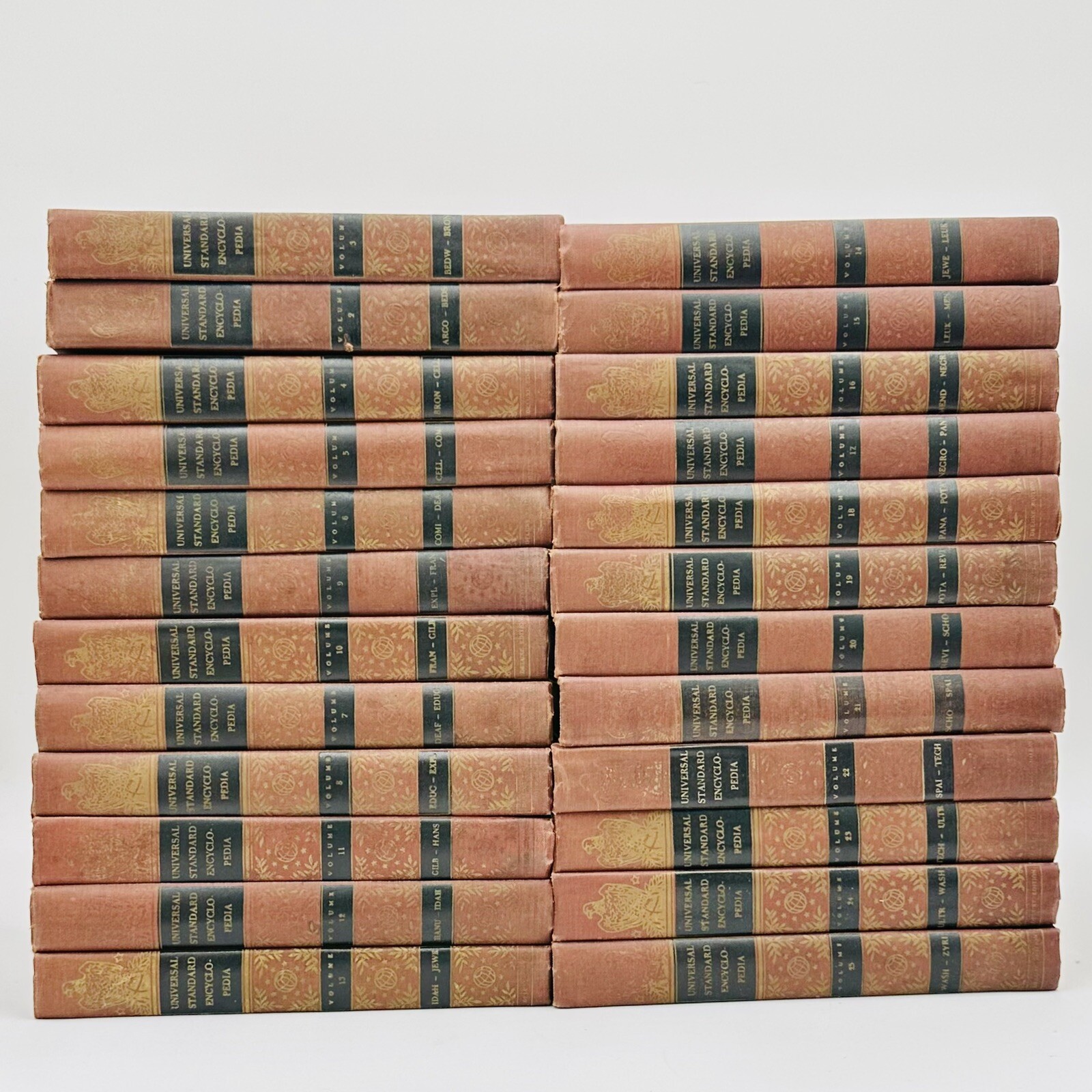 Universal Standard Encyclopedia Complete Set Volumes 2-25 (FC79-4-R)