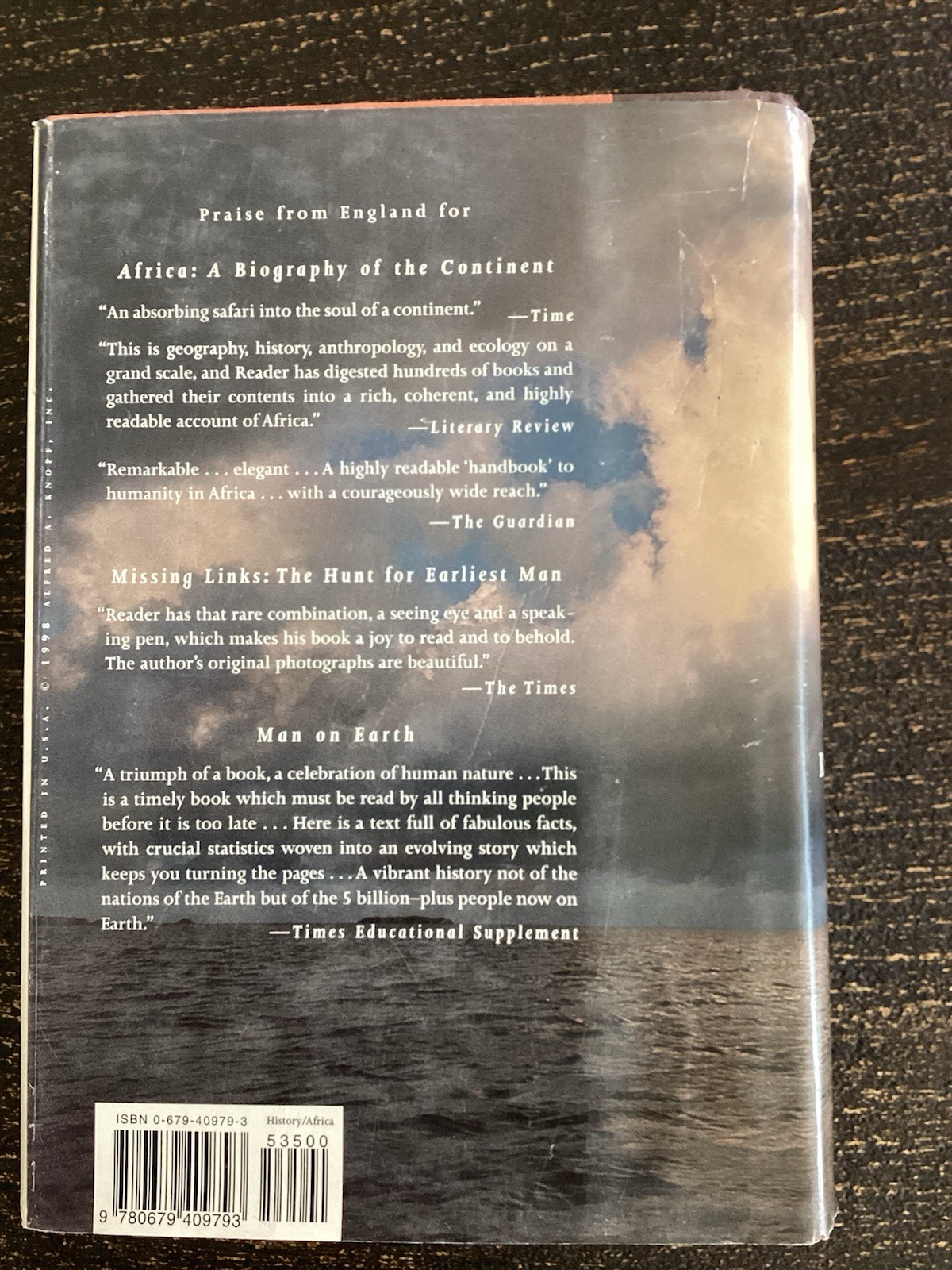 Africa: A Biography of the Continent – Hardcover By Reader, John – GOOD