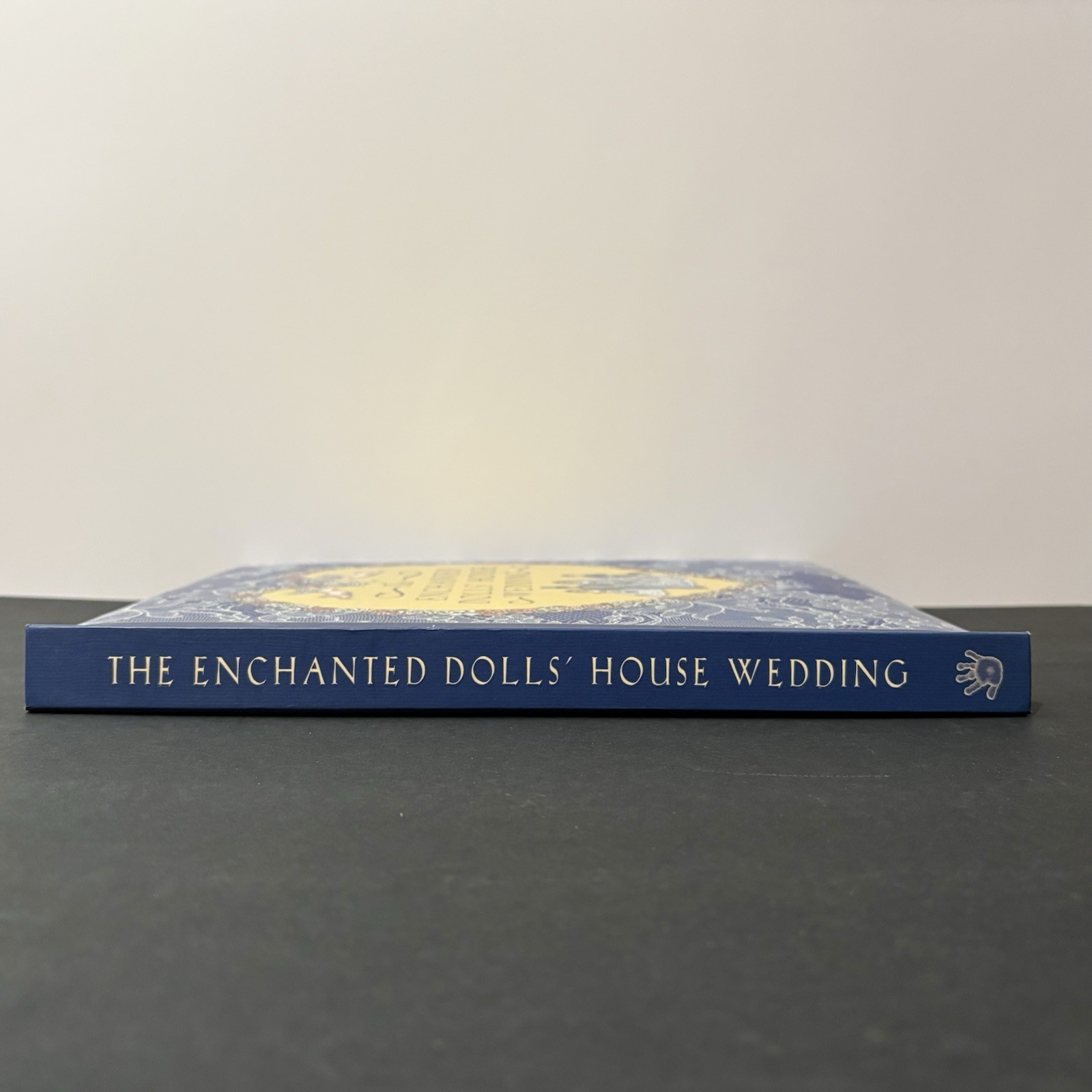 The Enchanted Dolls‘ House Wedding Pop Up Story Book ~ Robyn Johnson Hard Cover