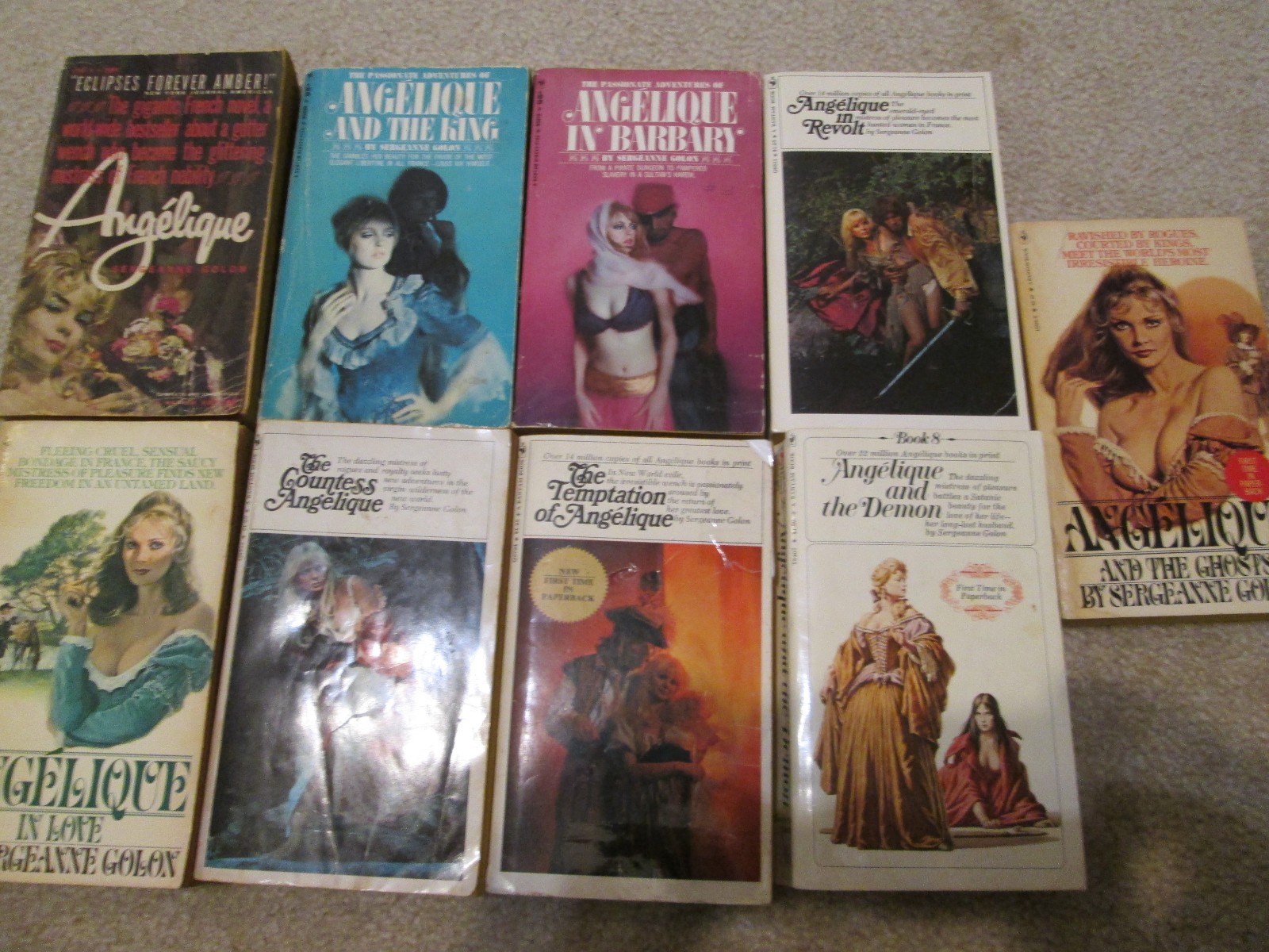 Angelique By Sergeanne Golon Vintage Romance Series *RARE* Of 9 PB, COMPLETE SET