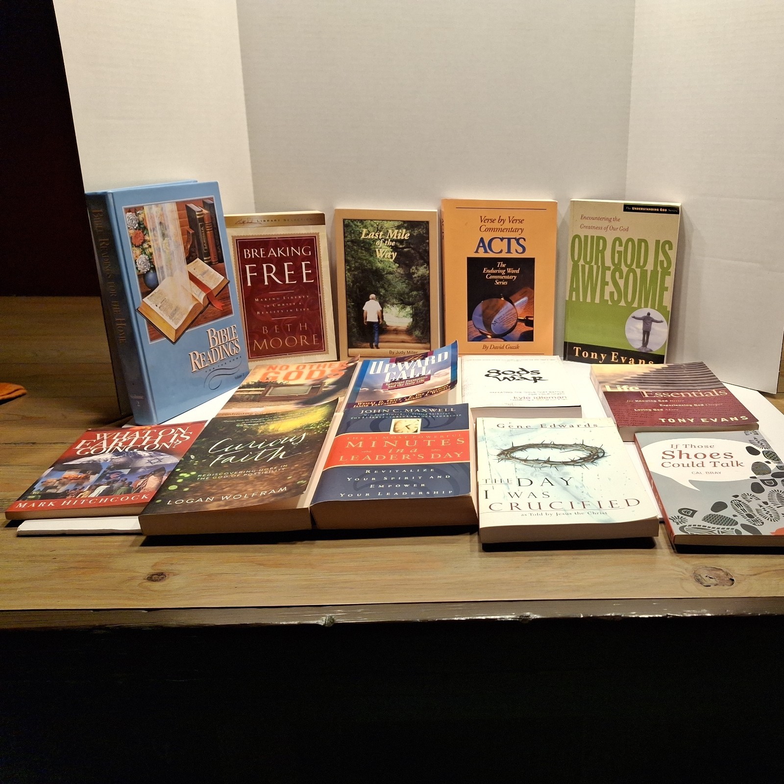 Lot Of 25 Christian Self Help Devotional Motivational books Swindoll Dobson etc