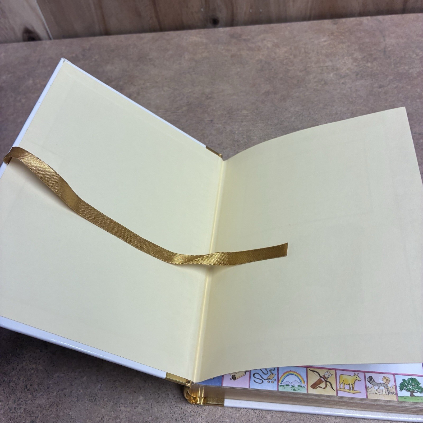 “First Bible Stories” Hardcover Children’s Book W/383 Gold Edge Pages