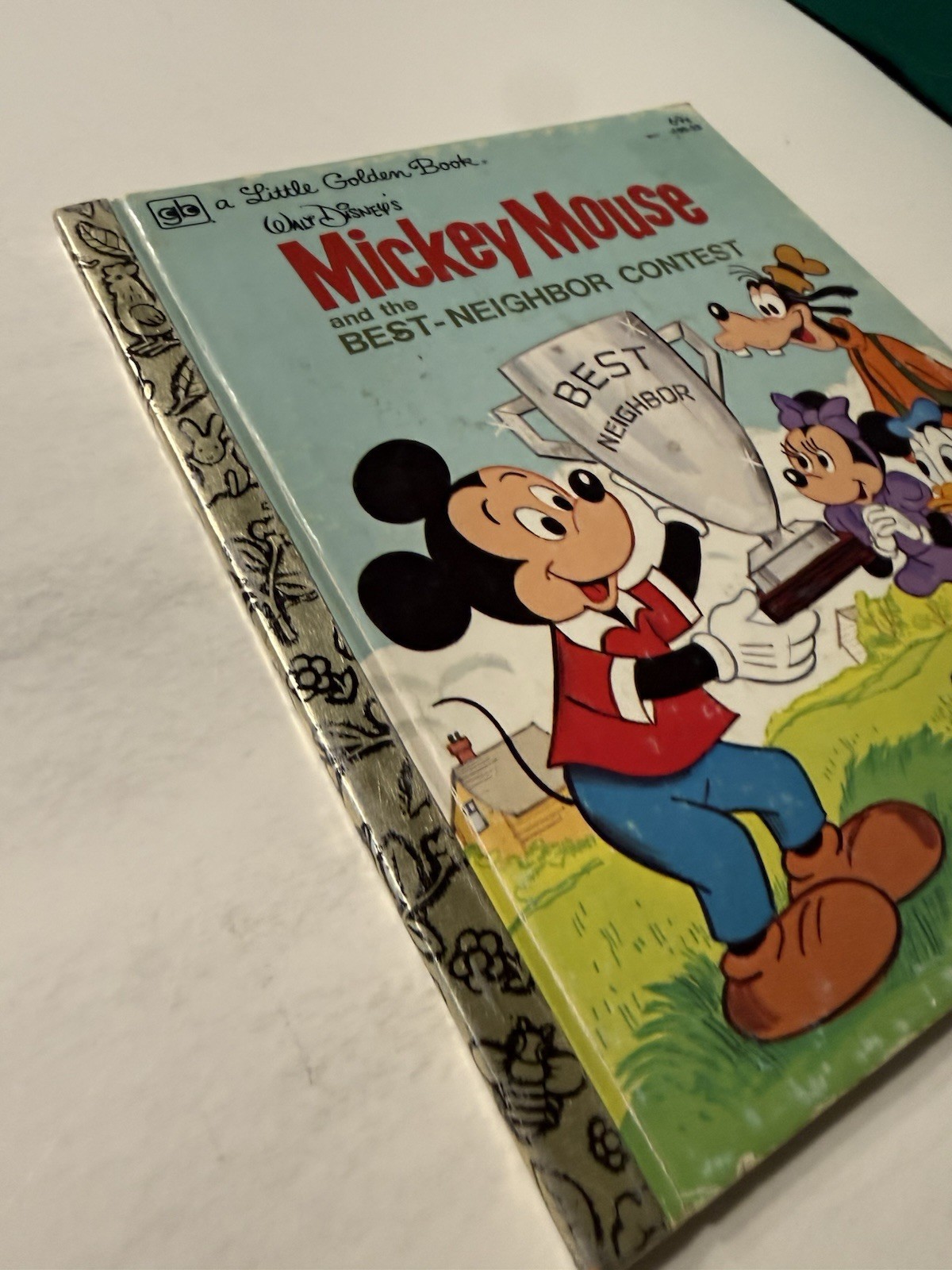 Walt Disney Mickey Mouse Best-Neighbor Contest Little Golden Book 1980 VTG