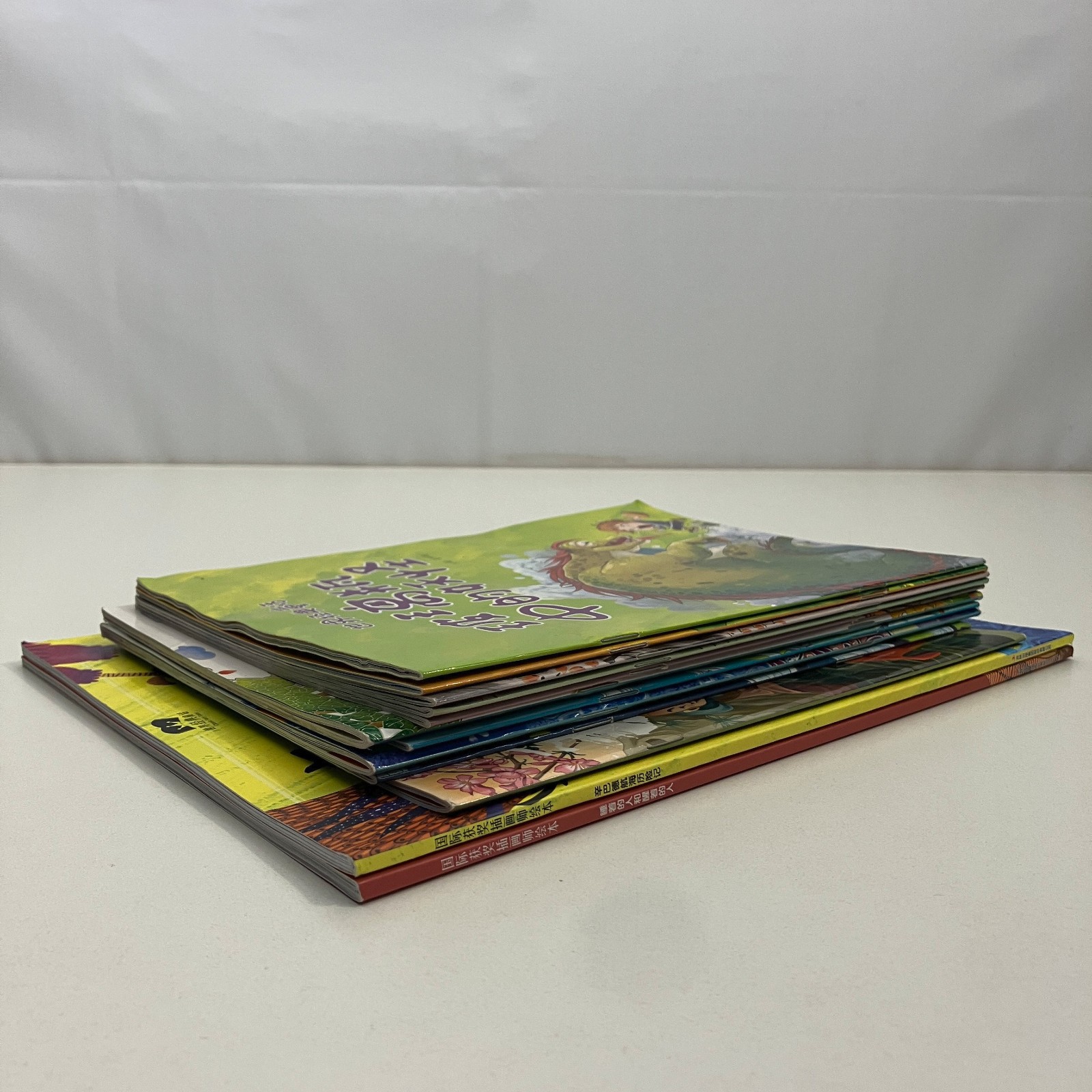 12 Chinese Language Children’s Picture Books Lot Fairytale Story Illustrated PB