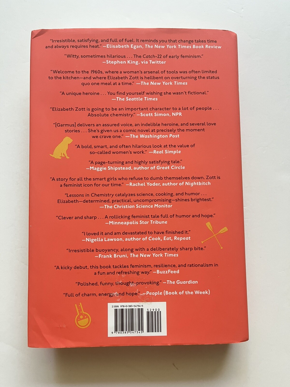 Lessons In Chemistry by Bonnie Garmus 390 Pages