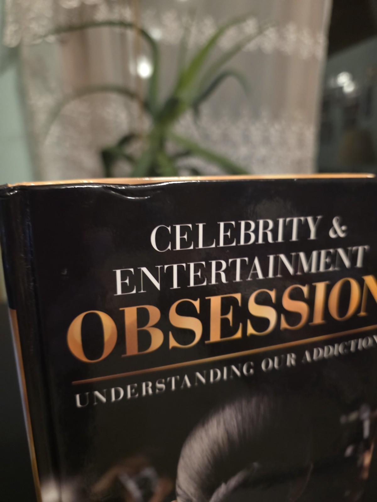 Celebrity & Entertainment Obsession: Understanding Our Addiction New