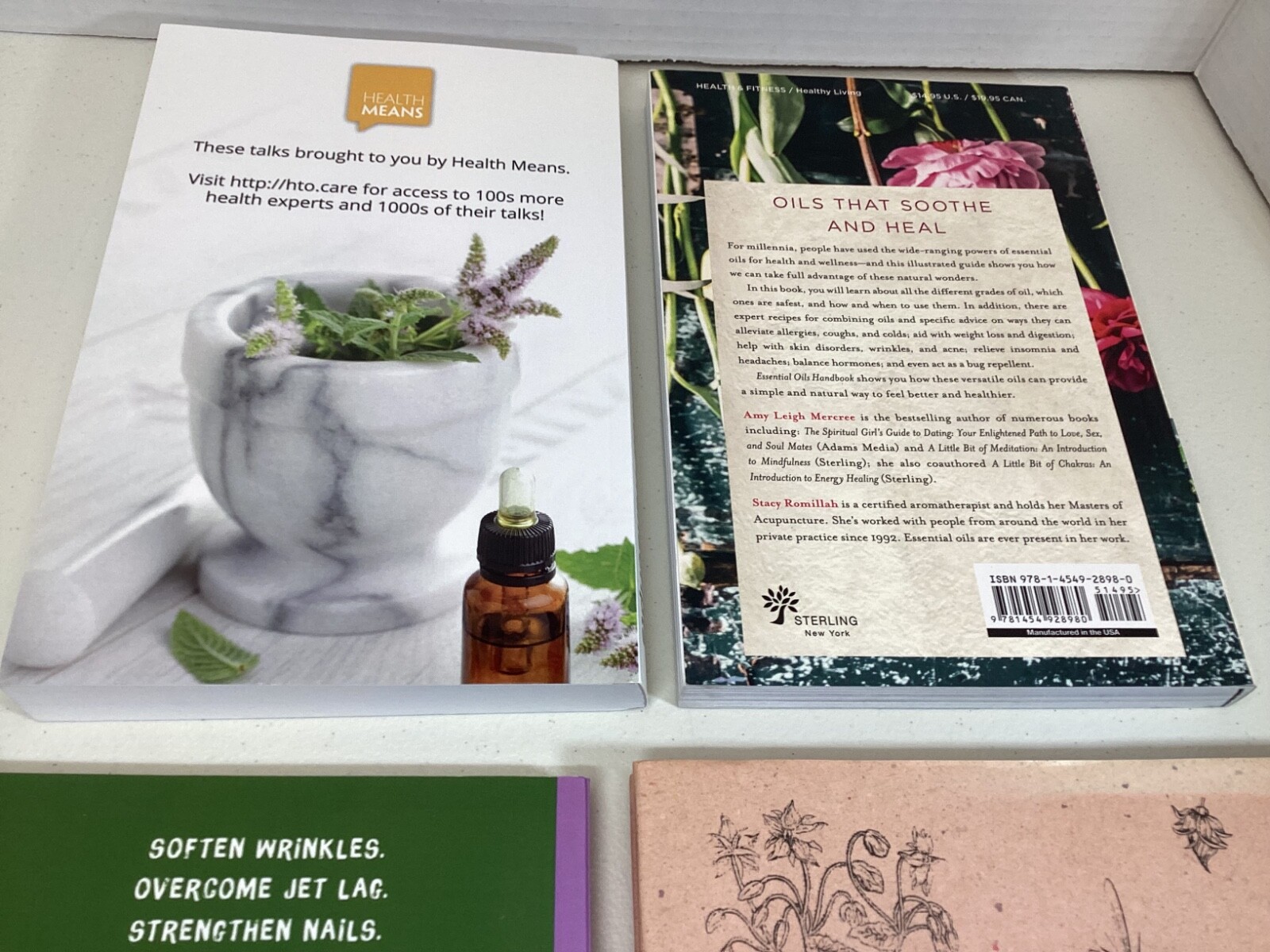 Essential Oils Handbooks Therapeutic, Recipes, Amazing Uses Lot of 4 Softcovers