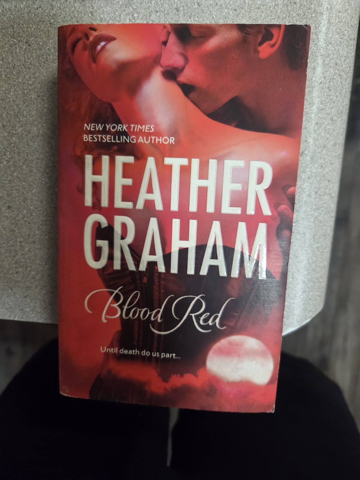 Heather Graham Lot. 12 Books Paranormal Romance 2 Are 2-in-1=14 W/diff. Authors