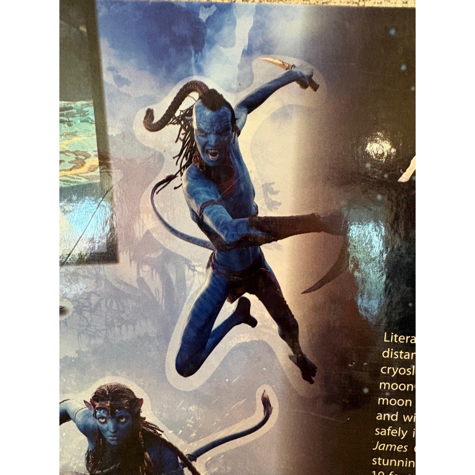 James Cameron’s Avatar Collector’s Vault Book 3D with Glasses Whitman Publishing